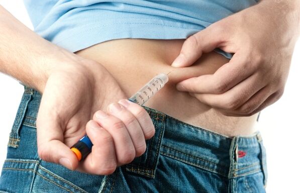 Bệnh tiểu đường loại 2 nặng cần tiêm insulin