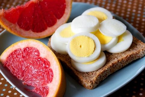 trứng và bưởi cho chế độ ăn kiêng maggi